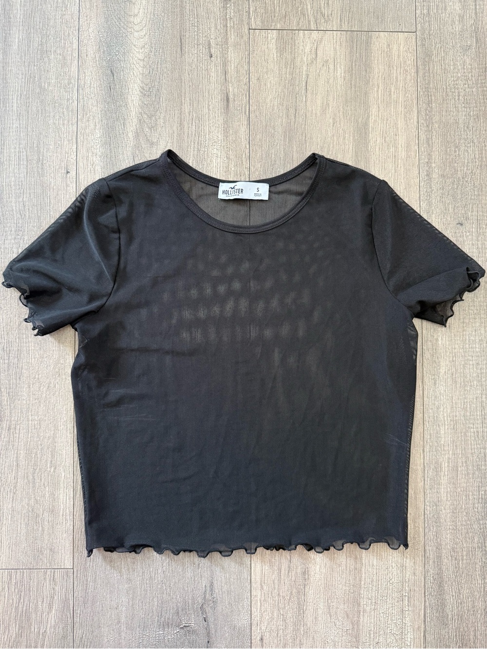 Hollister Black Short Sleeve Mesh Crop Tee